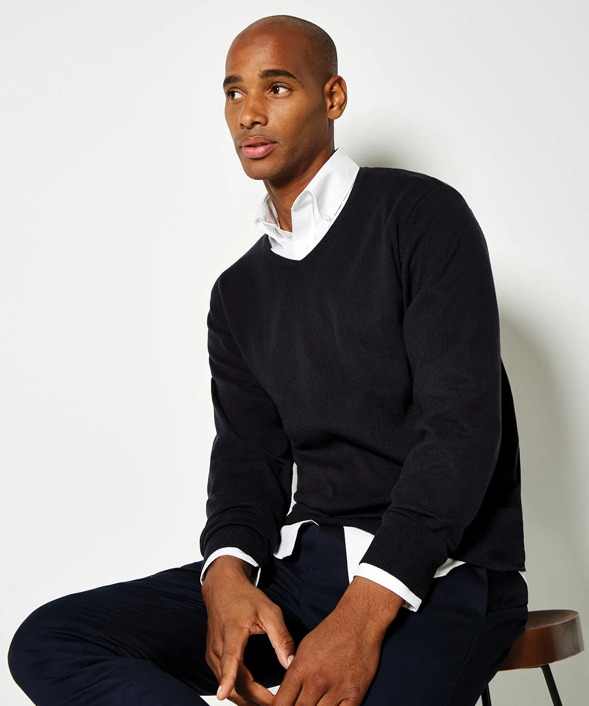 Arundel v-neck sweater long sleeve (classic fit) | Black