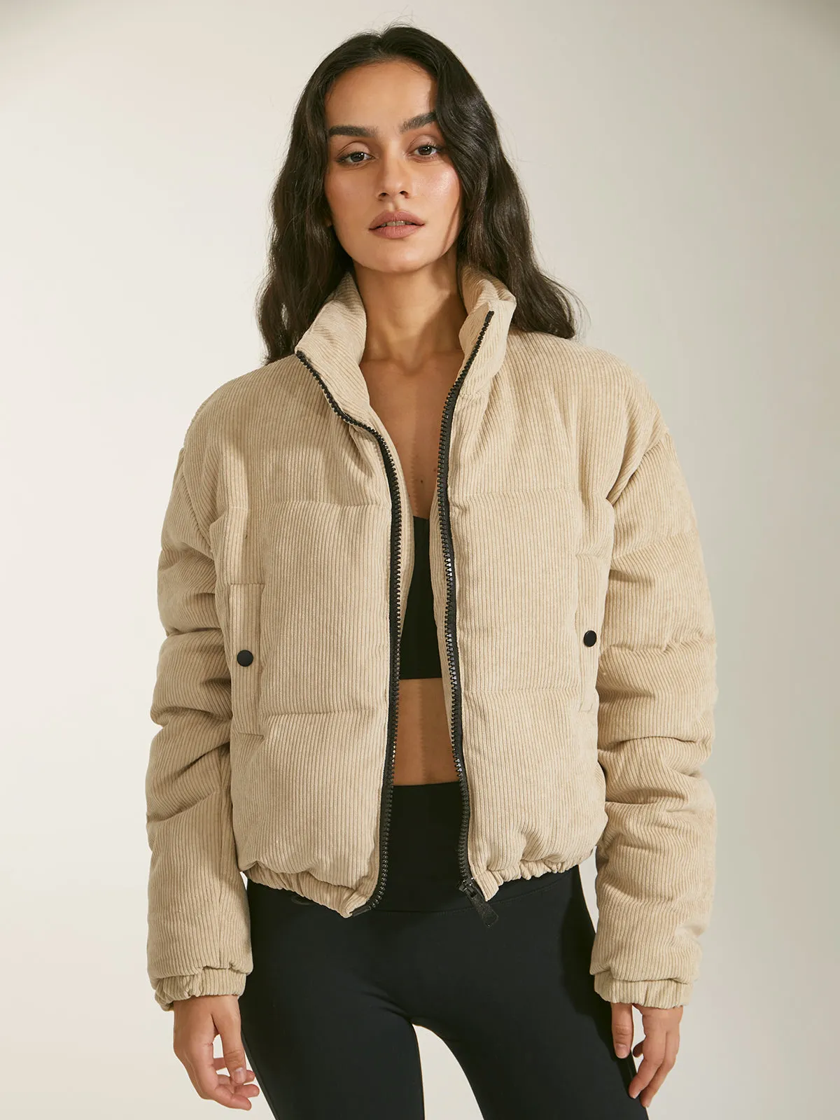 Cropped Funnel Graceful Neck Puffer Jacket