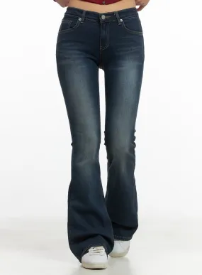 Lexie Back-Logo Bootcut Jeans CO402