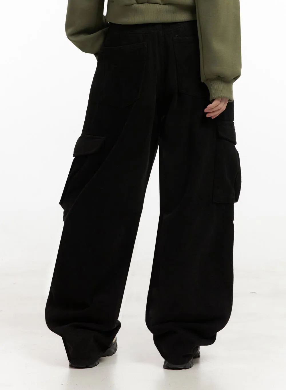 Solid Wide-Fit Cargo Pants ID402