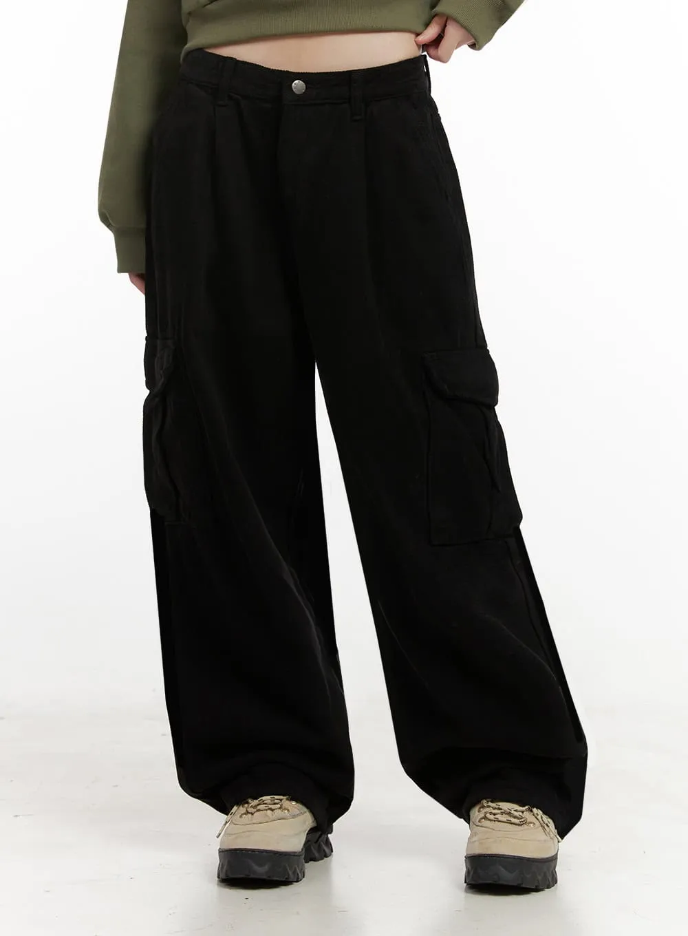 Solid Wide-Fit Cargo Pants ID402