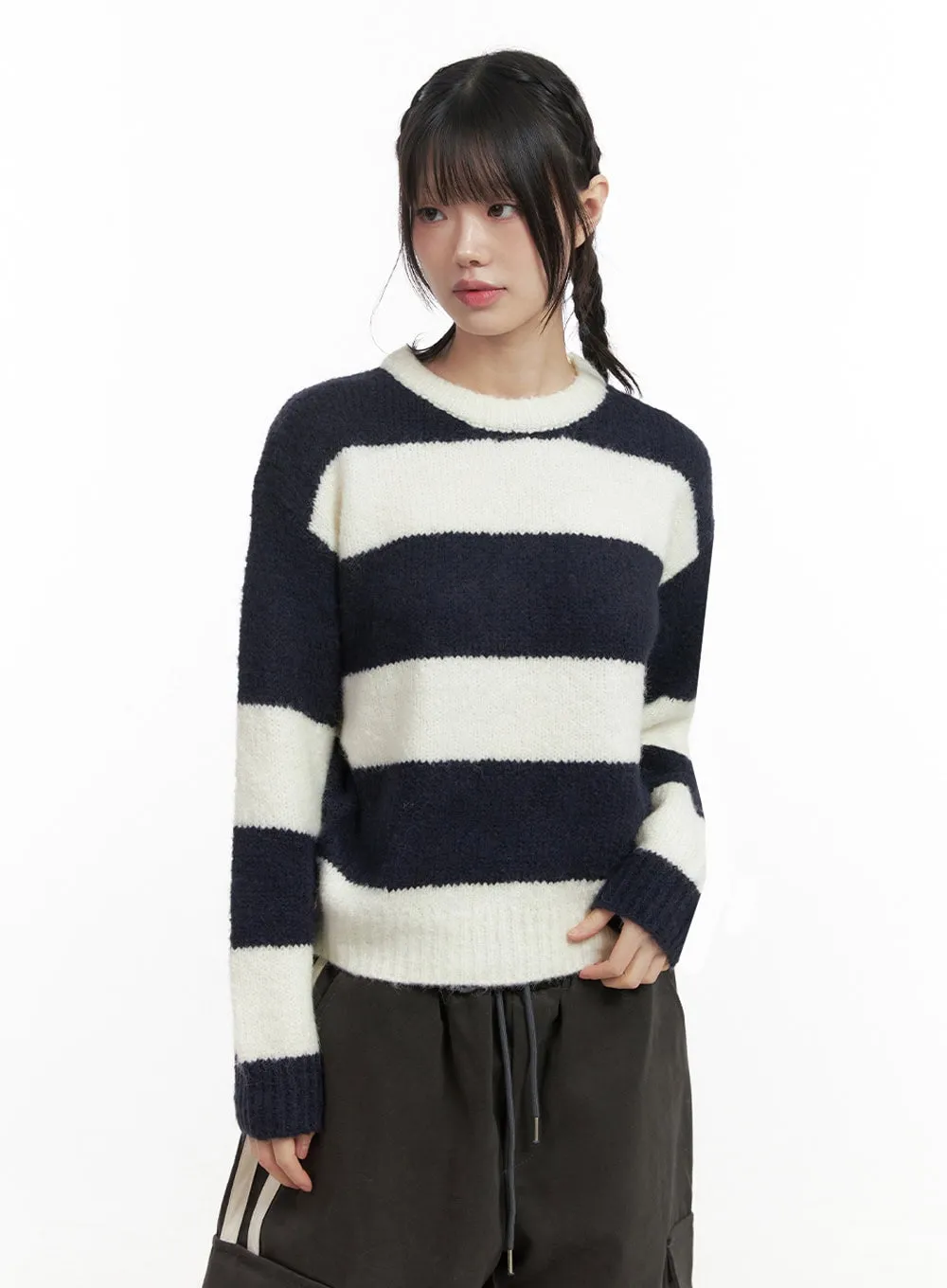 Striped Knit Sweater ID402