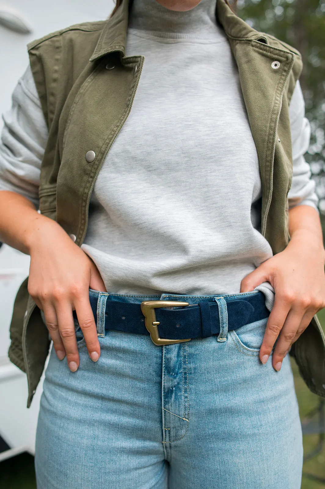 The Jaelle Suede Belt - Blue Marine