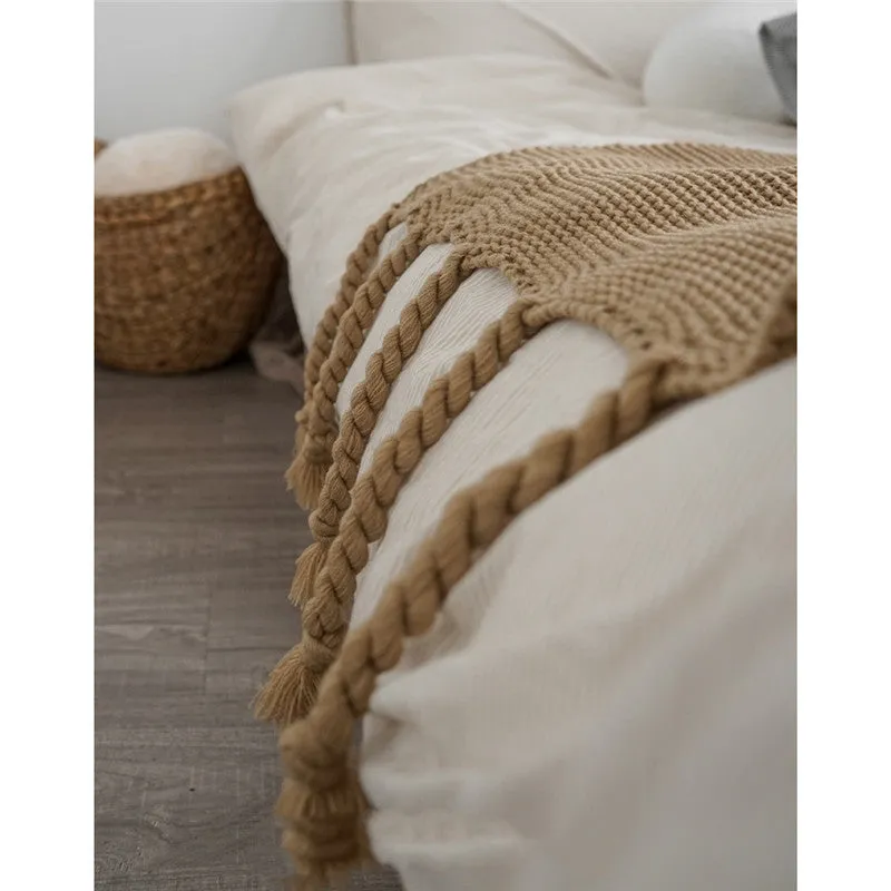 Woolen Knit Throw