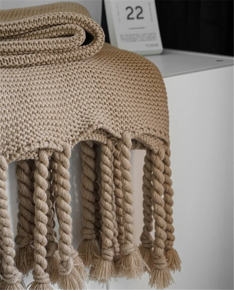 Woolen Knit Throw